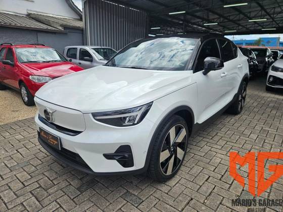 VOLVO C40 P8 RECHARGE PURE ELECTRIC AWD